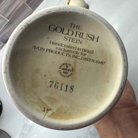 Vintage 1987 AVON Ceramic THE GOLD RUSH Handled Lidded 3-D BEER STEIN Mug - Picture 9 of 9